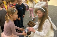 bf06f9b8-c04d-4cd6-9ca9-13359c84a274